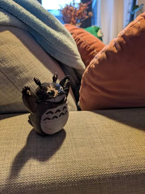 Tượng Totoro 2 màu (Dual colour) - Image 4