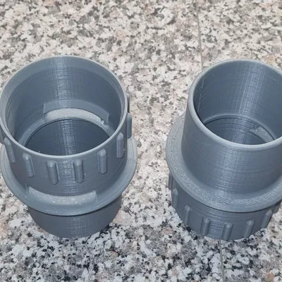 Gần như ai cũng có ống ở nhà: adapter hay rớt xuống đất…