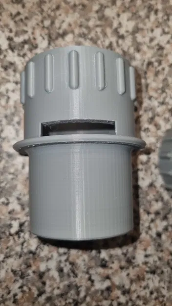 Gần như ai cũng có ống ở nhà: adapter hay rớt xuống đất… - Image 3