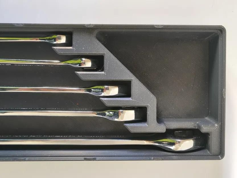 Khay Gridfinity cho bộ cờ lê khớp gập Parkside (articulated spanner set) - Image 3