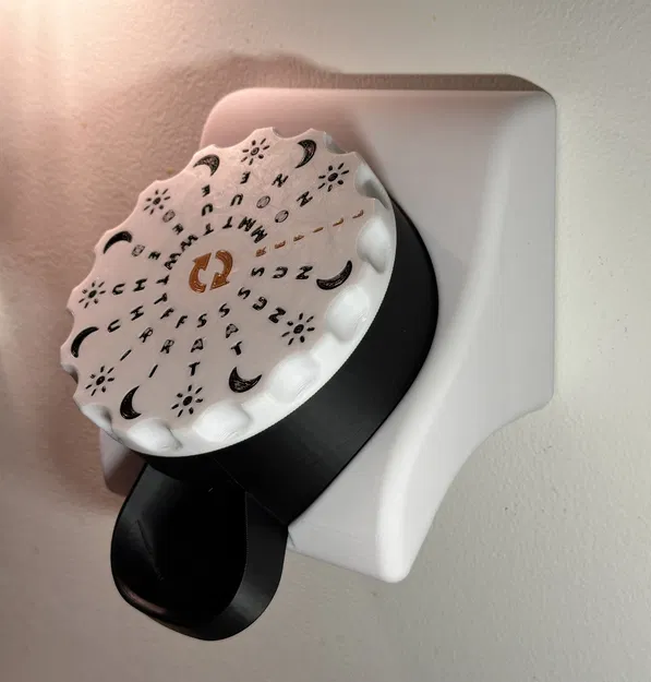 Giá treo tường 45° cho hộp thuốc v2.0 thao tác một tay (Ø95mm) - Image 1