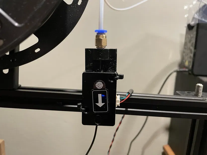 Ngàm gắn Runout Sensor & Dẫn Filament cho Ender 3 (V-Slot) - Image 5