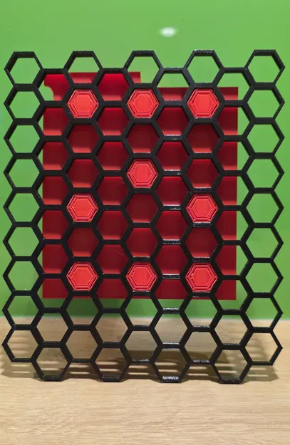 Giá treo tường Honeycomb cho bộ sạc pin Makita DC18RC - Image 2