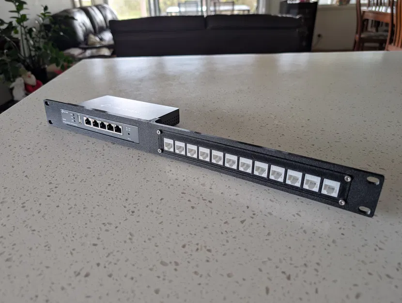 Giá đỡ rack 19" cho TP-Link ER605 + panel keystone 12 cổng - Image 3