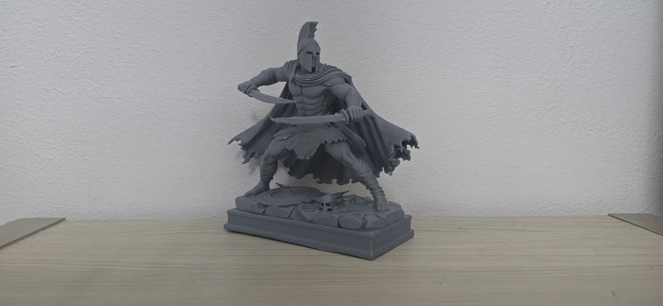 Tượng Chiến Binh Spartan Cầm Hai Thanh Kiếm - Image 1