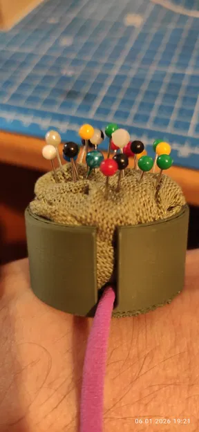 Nadelschwamm Sewingsponge (Sponge giữ kim ghim có nắp) - Image 1