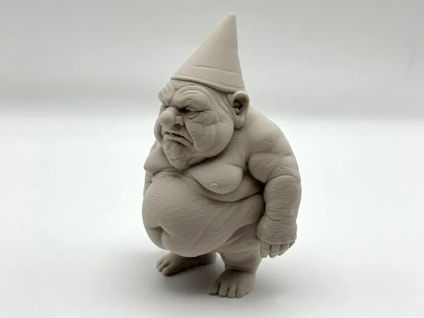 Gross Garden Gnome (Ông lùn vườn “gross”) - Image 3