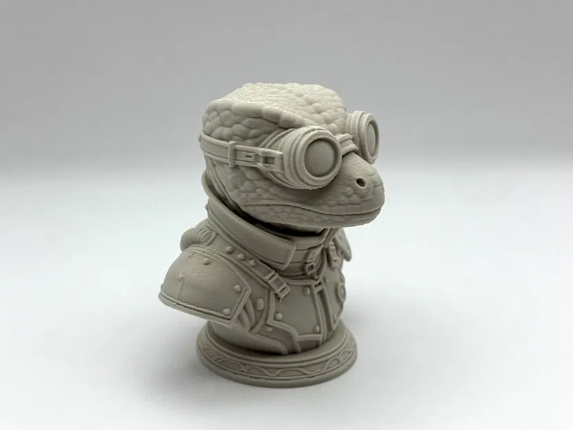 Tượng Bán Thân Thằn Lằn Steampunk (Steampunk Lizard Bust) - Image 3