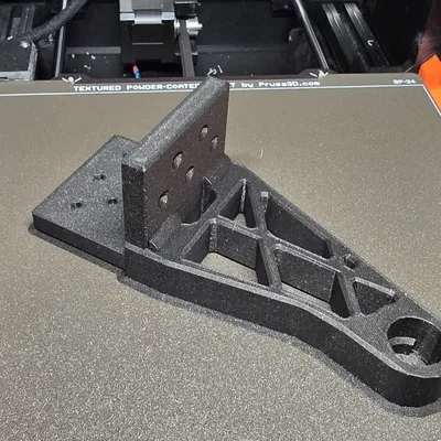 Giá đỡ spool gắn vào chân bàn IKEA LACK