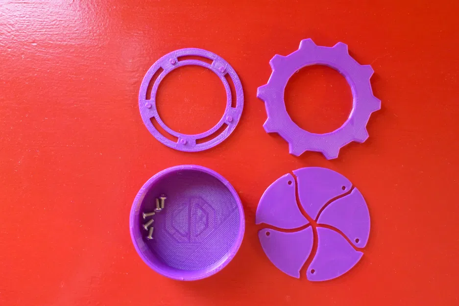 Hộp Iris Door Box (hộp lặt vặt có cửa iris) - Image 3