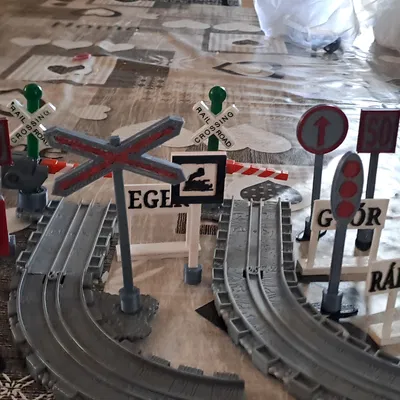 Biển báo giao thông (Road signs)