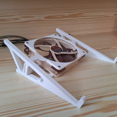 Giá đỡ laptop 15,6 inch kèm tùy chọn làm mát