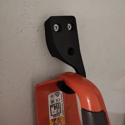 Móc treo cưa xích gắn tường (Chainsaw wall hanger)