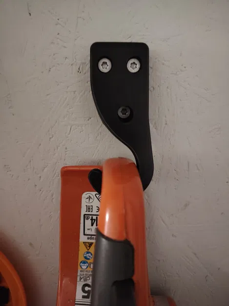 Móc treo cưa xích gắn tường (Chainsaw wall hanger) - Image 4