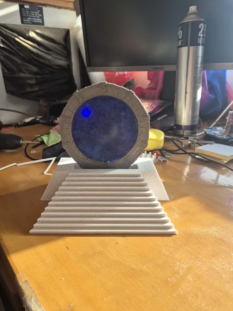 Giá đỡ sạc điện thoại Stargate - Image 1