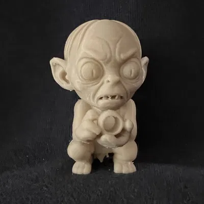 Chibi Gollum Và Precious Của Ổng (LOTR)