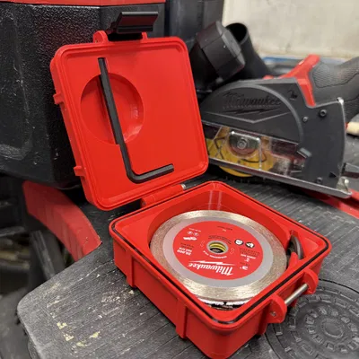 Caddy đĩa Milwaukee M12 3" Compact Cut Off Tool (2522) tối ưu