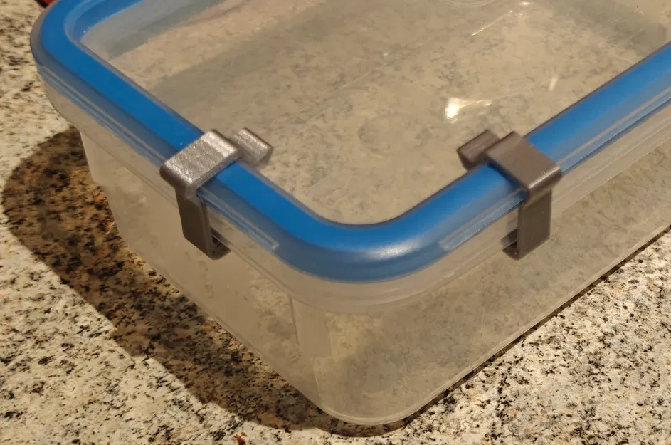 Emsa Lid Clip - Image 1