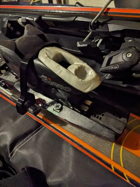 Kẹp Giữ Ski Brake (Ski Brake Tie) - Image 1