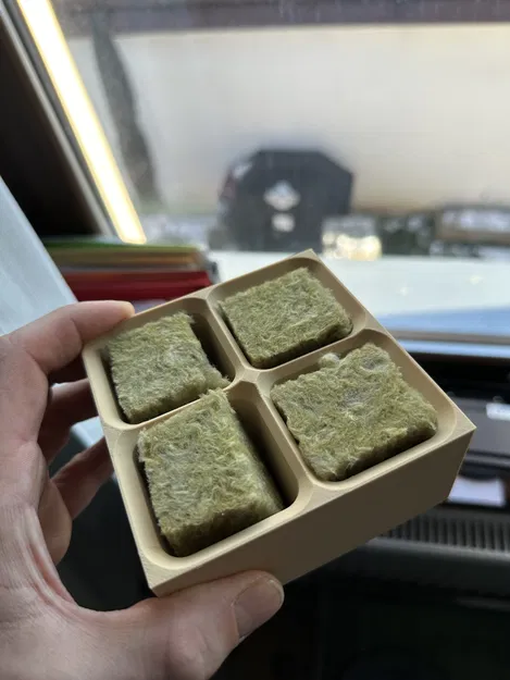 Chậu tự tưới để ươm cây con (Seed Starter) - Image 2