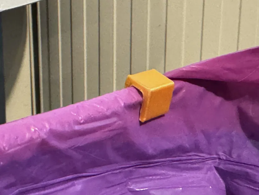 Kẹp mini giữ túi rác Ikea Gardsbutik - Image 1