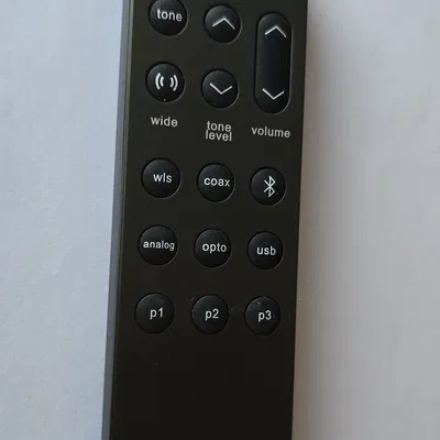 Nubert nuConnect ampX - Nắp pin remote