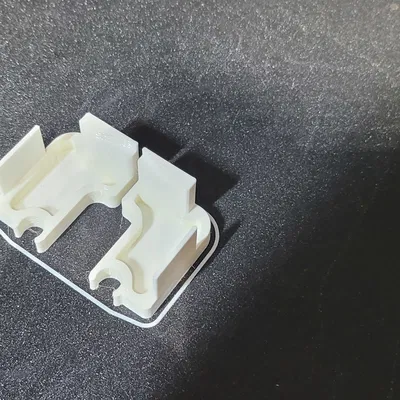 Gờ dẫn hướng plate R3men SV08