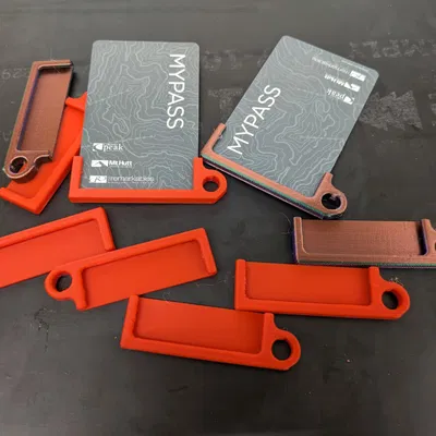 Kẹp dây đeo cho thẻ (Card lanyard clip)