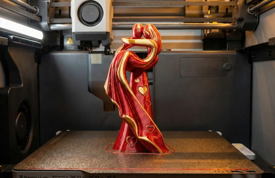 Cặp Đôi Khiêu Vũ Cách Điệu Kèm Trái Tim - Decor Valentine - Image 2