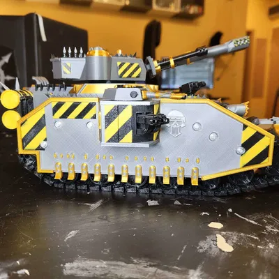 Xe chiến đấu hạng nặng Cursesword Ferrum Fighters (Grimdarkfuture 40k)