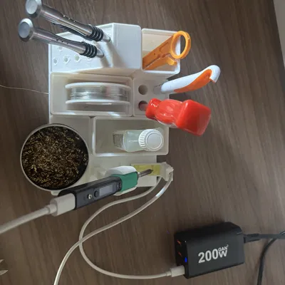 Trạm đặt mỏ hàn Pinecil (Pinecil Soldering Station)