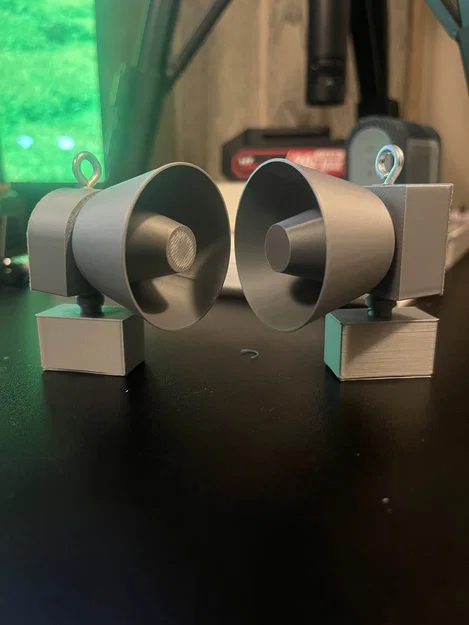 Ornament 2001-DC - Image 1