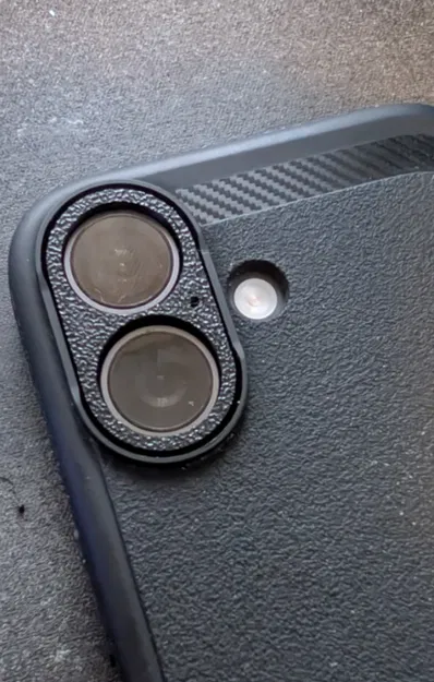 Miếng Bảo Vệ Ống Kính Camera iPhone 17 - Image 1