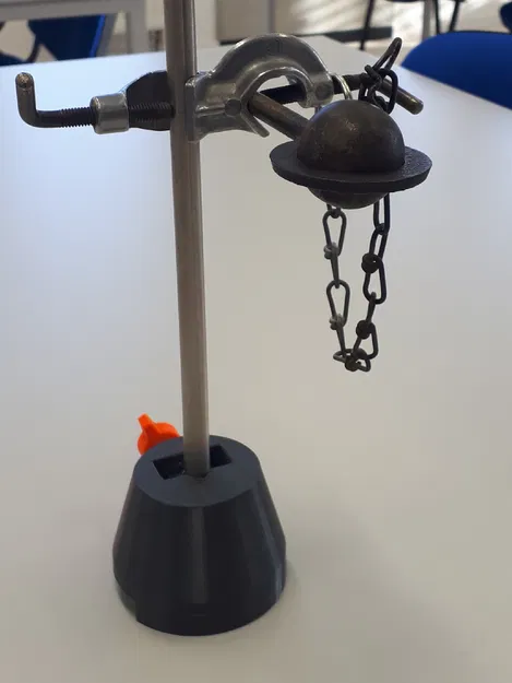 Chân đế thí nghiệm nhỏ (Malý laboratorní stojan / Small laboratory stand) - Image 1