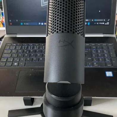 Đế micro HyperX Solocast 2 (Stojánek na mikrofon Hyperx Solocast 2)