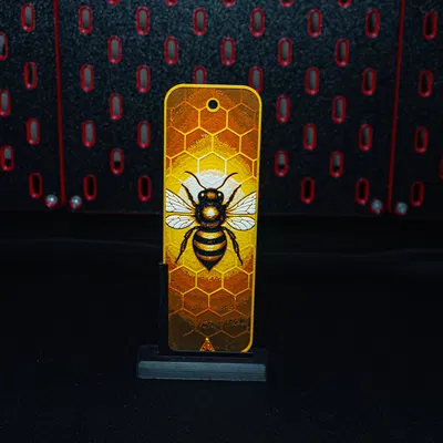 Bookmark Ong Hueforge (Hueforge Bee Bookmark)