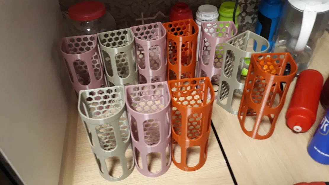 Giá đỡ chai gắn dưới bàn - Image 13