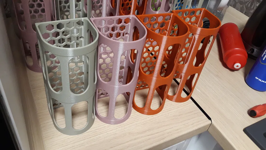 Giá đỡ chai gắn dưới bàn - Image 18