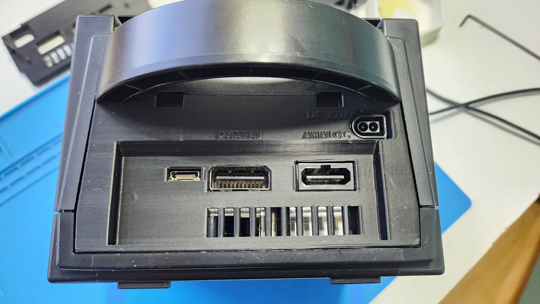 Tấm Rear IO thay thế cho GameCube (HiSpeedido HDMI Mod DOL-001) + spacer - Image 1