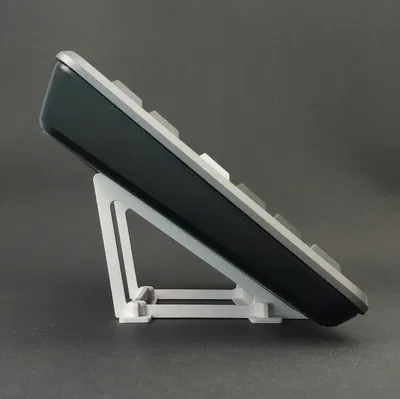 DaVinci Resolve Speed Editor - Chân đế đơn giản