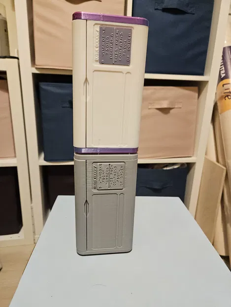 Hộp Container Cyberpunk Có Thể Xếp Chồng (Stackable Cuberpunk Container) - Image 4