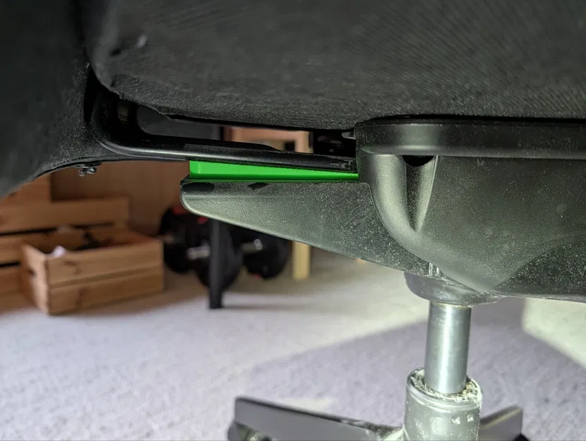 Miếng chêm chỉnh góc lưng tựa ghế Ikea Markus - Image 1