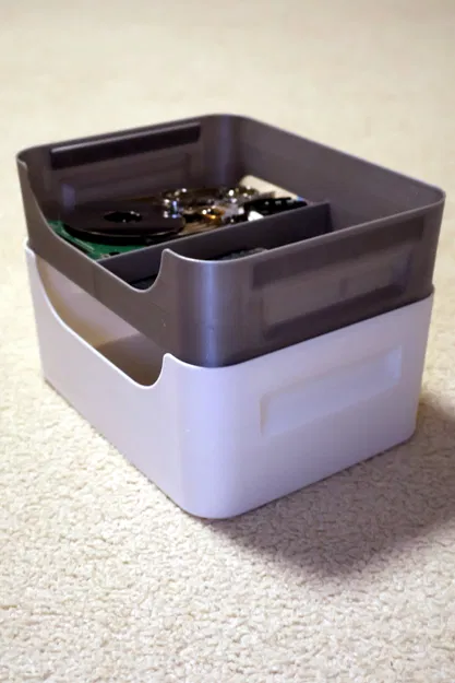 Khay Lưu Trữ Xếp Chồng Bản Cứng Cáp (Better Sturdy Stackable Storage Trays) - Image 2