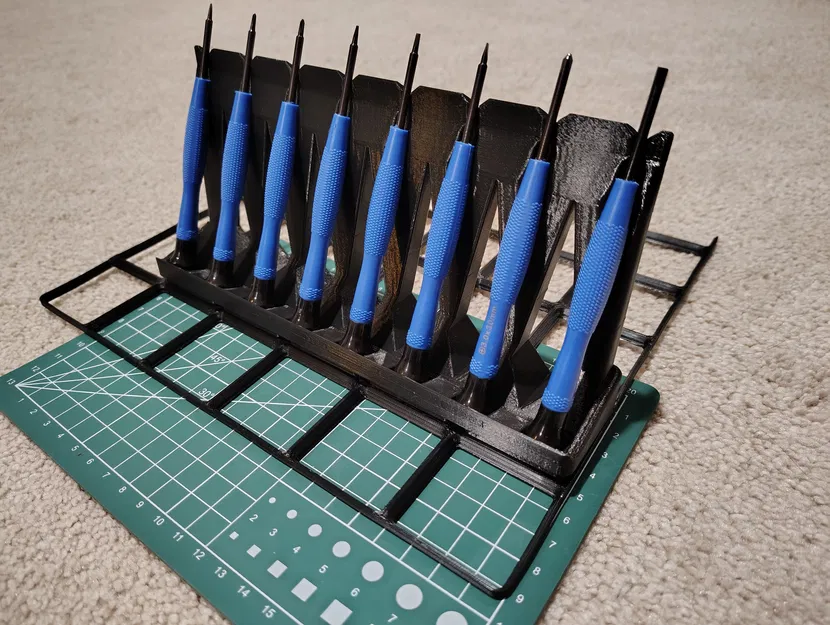 Giá để tua vít chính xác Gridfinity 5x1 (Precision Screwdriver Stand) - Image 1