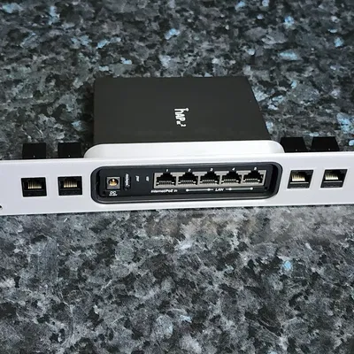 Giá rack 10" cho Mikrotik hAP ac2 kèm 4 khe keystone