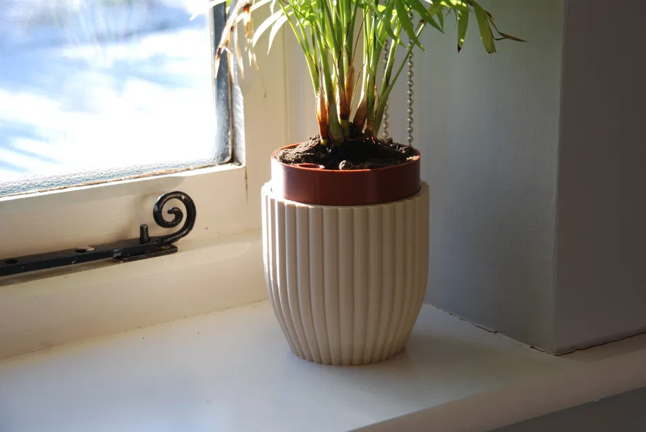 Chậu Tự Tưới Nước (Self-Watering Planter) - Image 2
