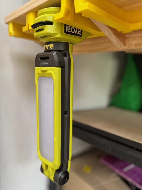 Ryobi One+ 18V - Giá treo dụng cụ cho đèn LED shop/project light - Image 2