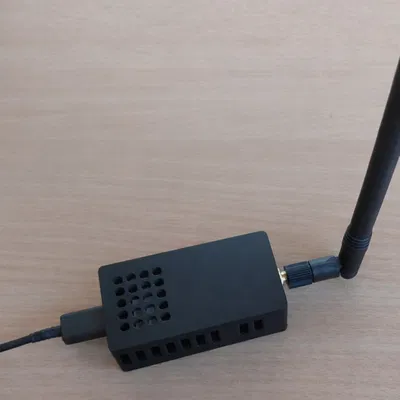 Vỏ XIAO ESP32-C6 Zigbee Router (Nắp chia đôi, anten ngoài SMA)