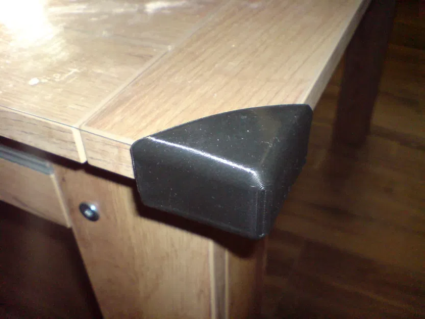 Miếng đệm bảo vệ góc bàn (Table corner bumper) tháo rời cho ván 18mm - Image 1