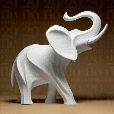 Voi Giơ Vòi (Elephant with Raised Trunk)